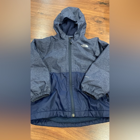The North Face 4t dry vent jacket. GUC for normal wear, but no obvious issues - Picture 1 of 1